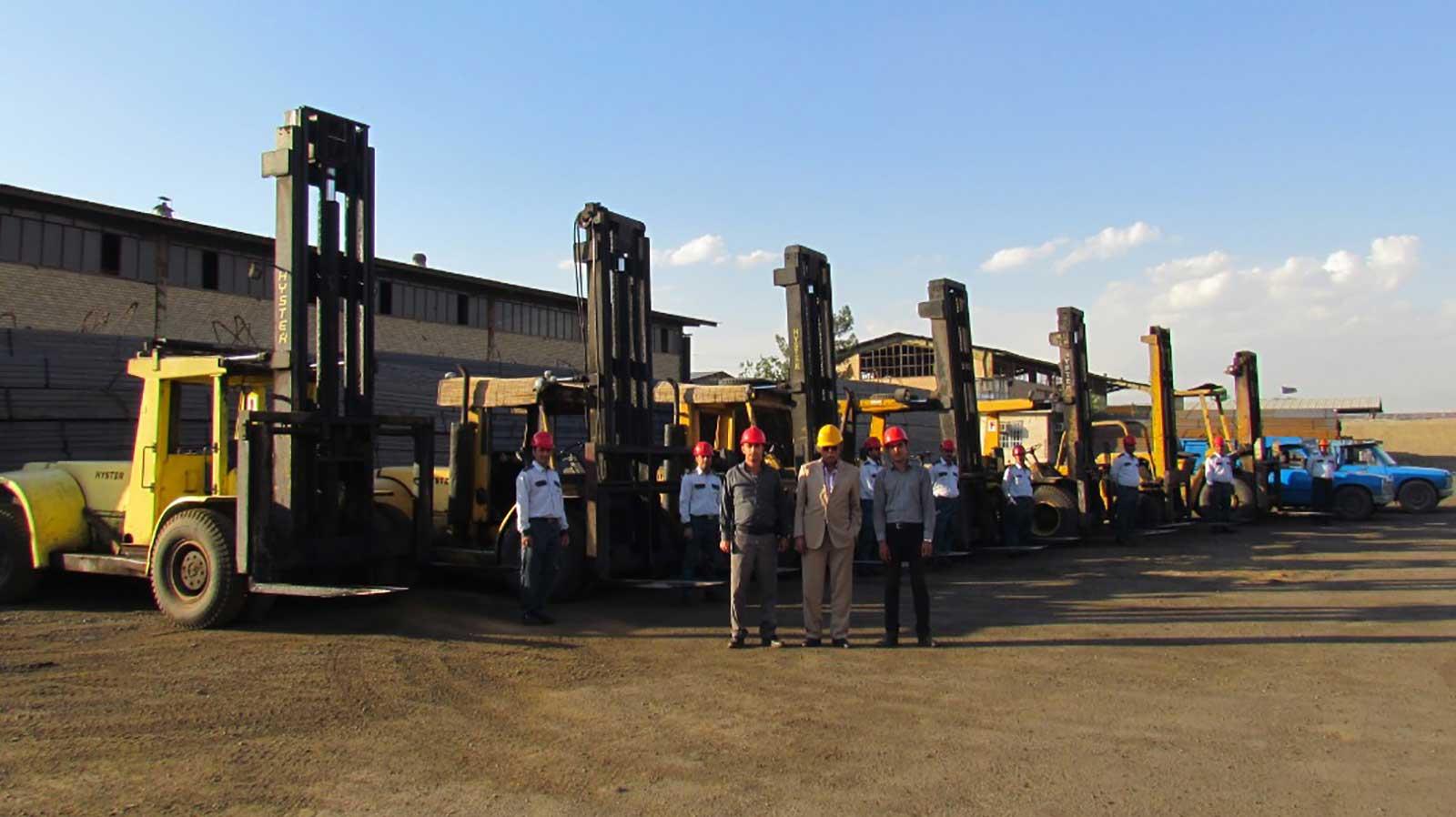 خرید و فروش انواع مقاطع فلزی خرید و فروش انواع مقاطع فلزی